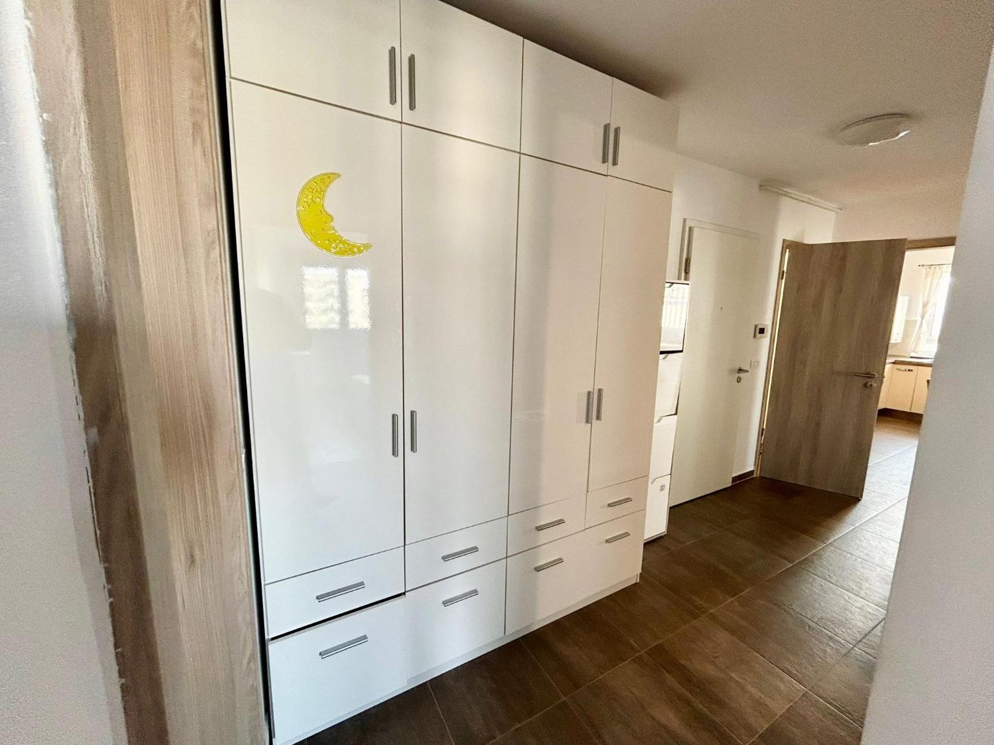 Jad - Luxury 3 Rooms & 2 Rooms Apartments In Kasper, Near Coresi Mall Brasov Luaran gambar
